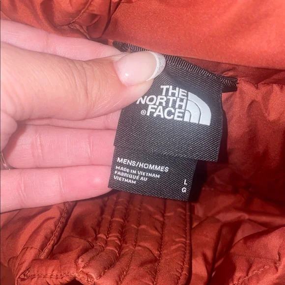 North Face Burnt Red Vest - Picture 4 of 4